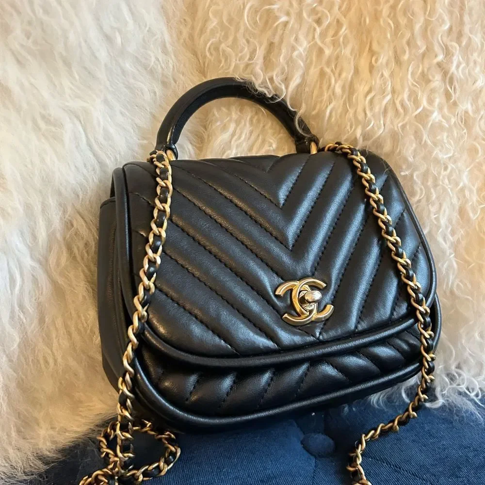 Chanel Coco Mark V-Stitch Top Handle Crossbody Chain Shoulder Bag Black
